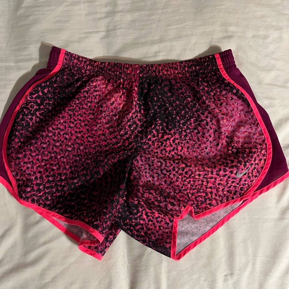 kids nike shorts!